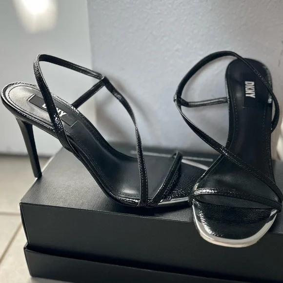 DKNY Women's Black Danielle Square-Toe Strappy Stiletto Dress Sandals SZ 7 - Picture 4 of 5